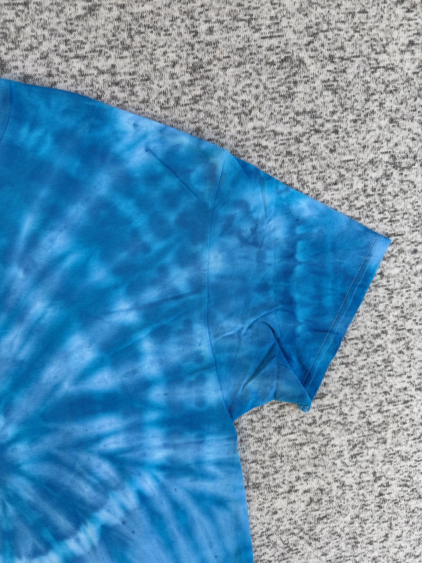 MHD Bright Blue LIght Blue White Spiral Ice Dye Tie Dye Short Sleeve Shirt 100% Cotton Size XL