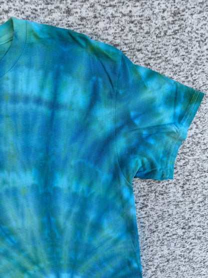 MHD Blue Green Spiral Ice Dye Tie Dye Short Sleeve Shirt 100% Cotton Size Medium