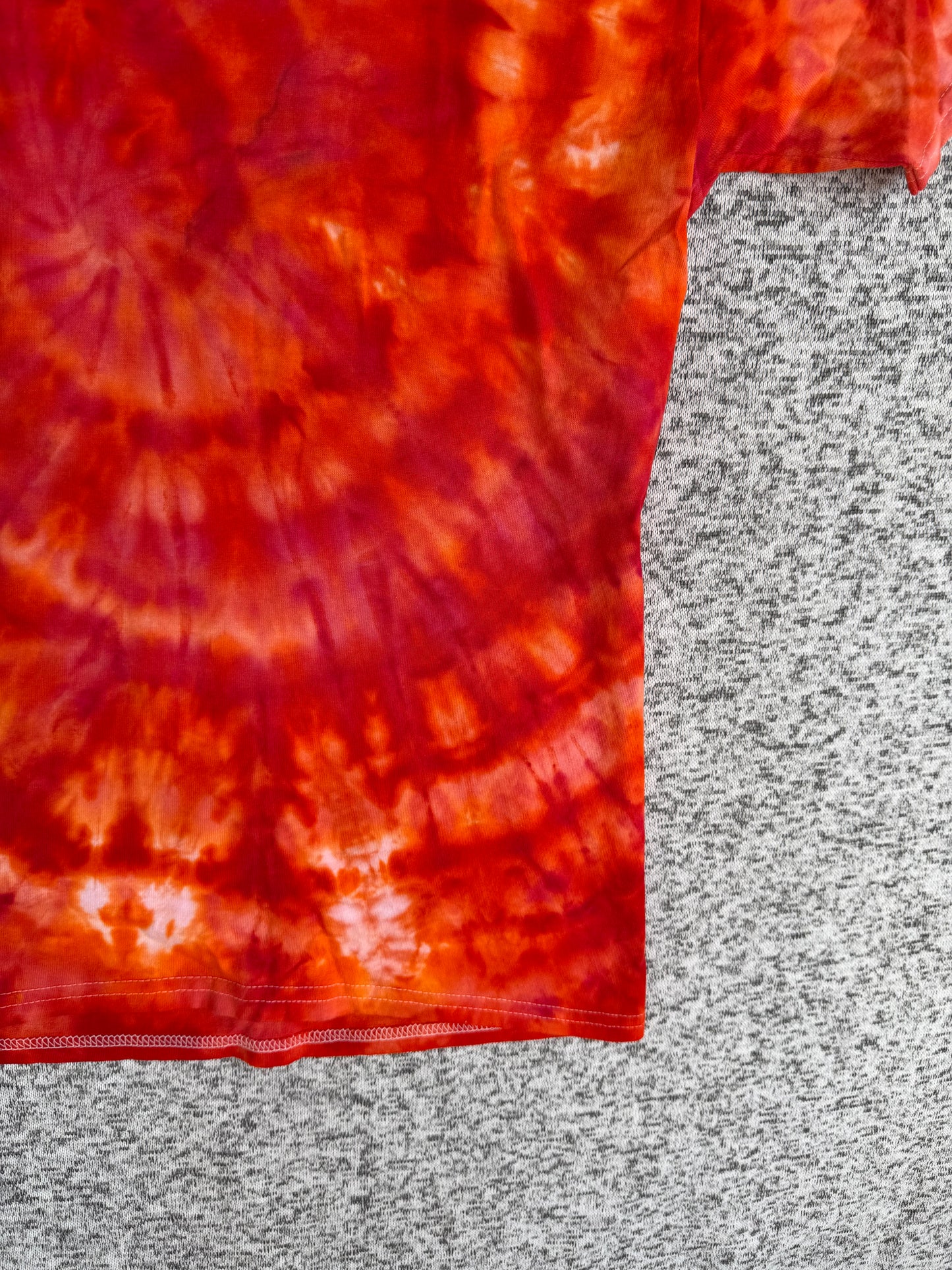 MHD Red Dark Orange Light Orange Spiral Ice Dye Tie Dye Short Sleeve Shirt 100% Cotton Size XL