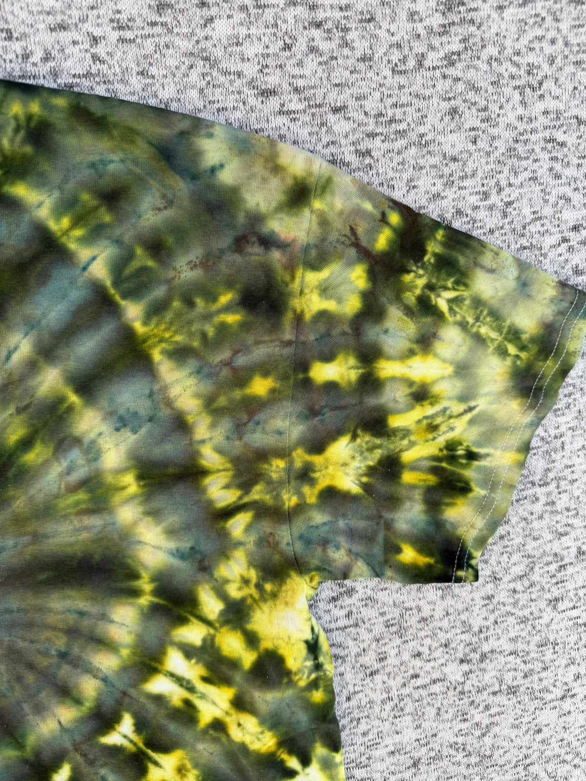 MHD Dark Green Yellow Blue Spiral Ice Dye Tie Dye Short Sleeve Shirt 100% Cotton Size Large