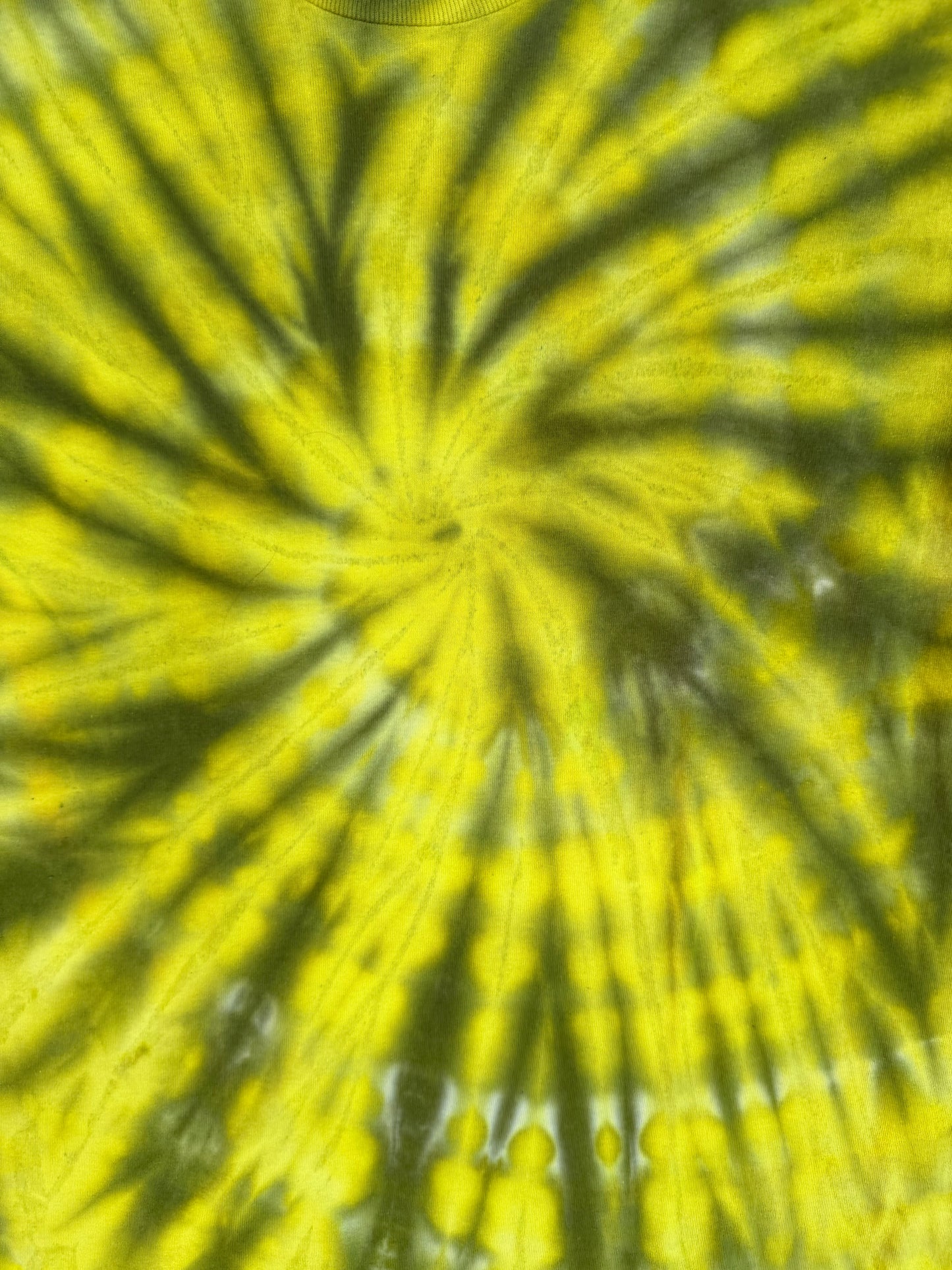 MHD Yellow Dark Green Spiral Ice Dye Tie Dye Short Sleeve Shirt 100% Cotton Size Medium