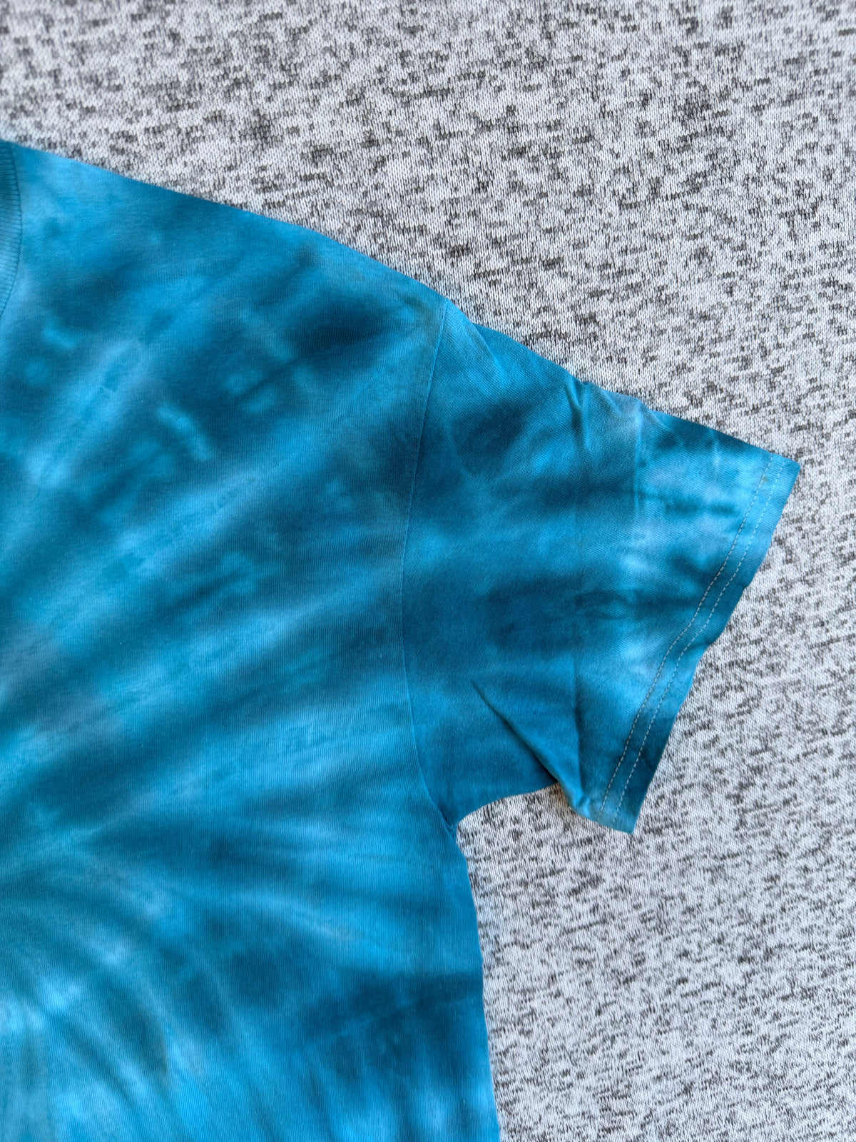MHD Denim Blue Light Blue Green Spiral Ice Dye Tie Dye Short Sleeve Shirt 100% Cotton Size Medium