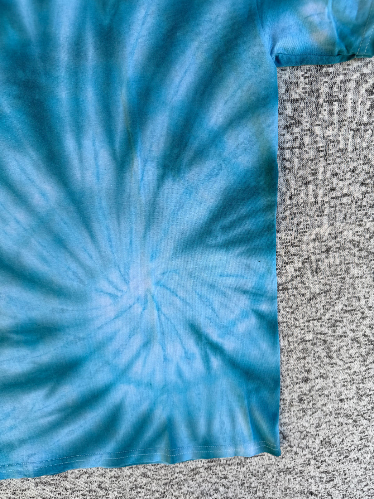MHD Denim Blue Light Blue Spiral Ice Dye Tie Dye Short Sleeve Shirt 100% Cotton Size Large