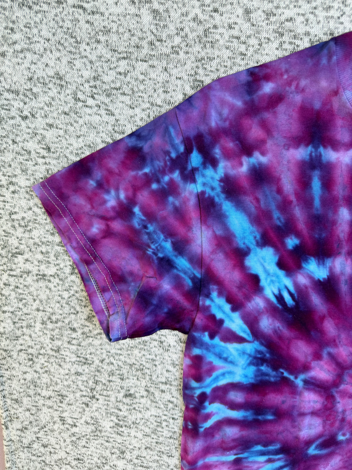 MHD Dark Purple Bright Blue Lavender Spiral Ice Dye Tie Dye Short Sleeve Shirt 100% Cotton Size Medium