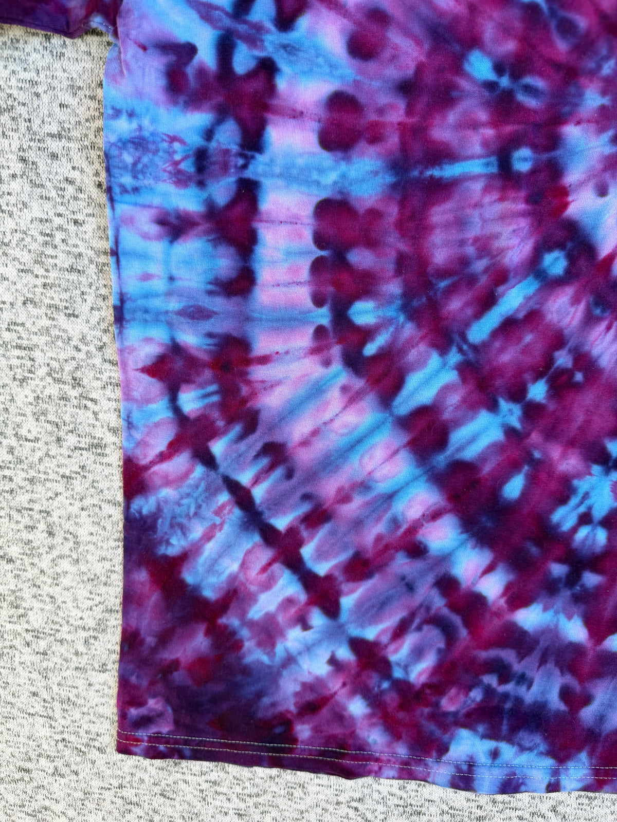 MHD Dark Purple Navy Blue Bright Blue Lavender Spiral Ice Dye Tie Dye Short Sleeve Shirt 100% Cotton Size Large