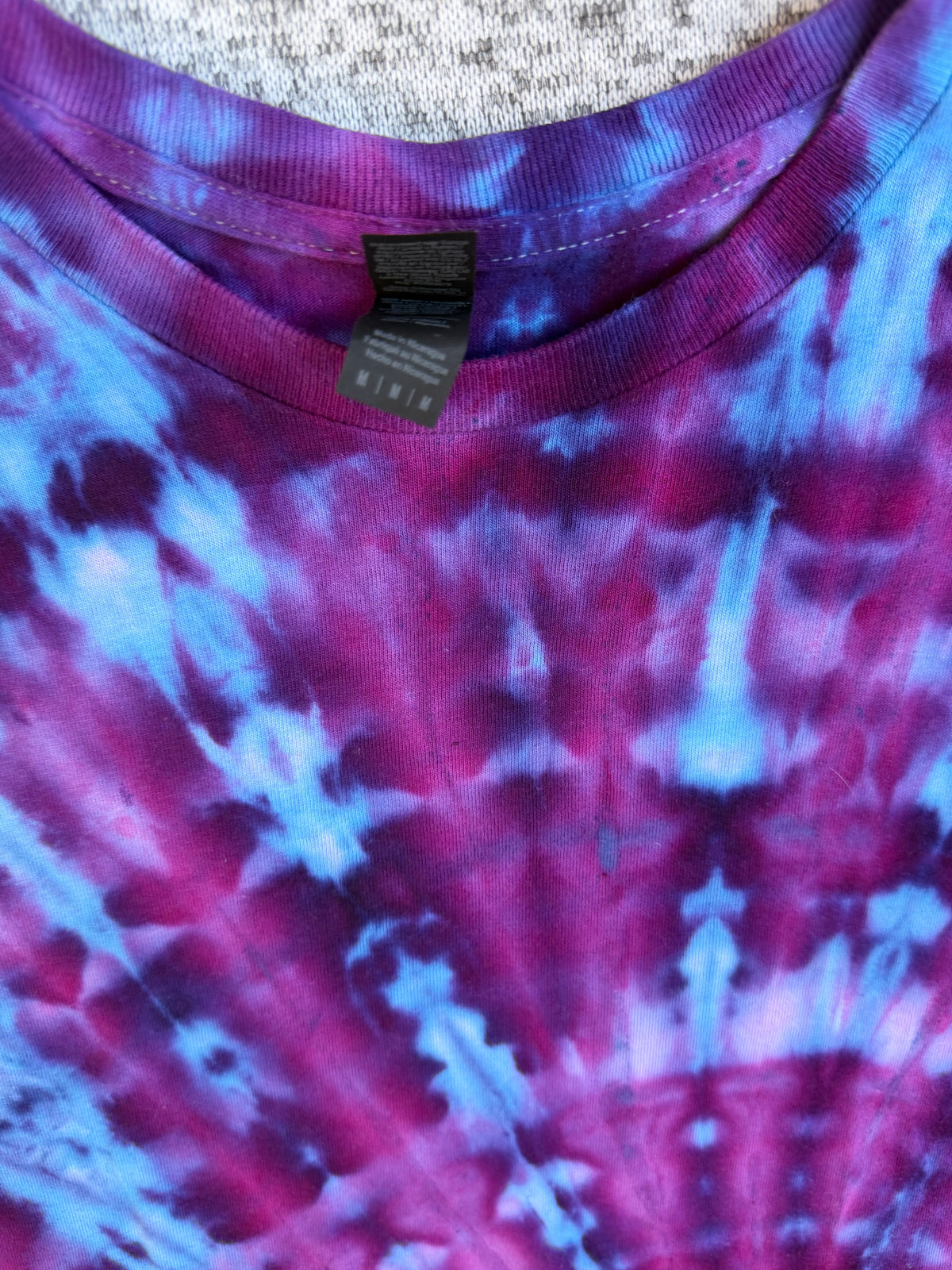 MHD Dark Purple Navy Blue Light Blue Spiral Ice Dye Tie Dye Short Sleeve Shirt 100% Cotton Size Medium