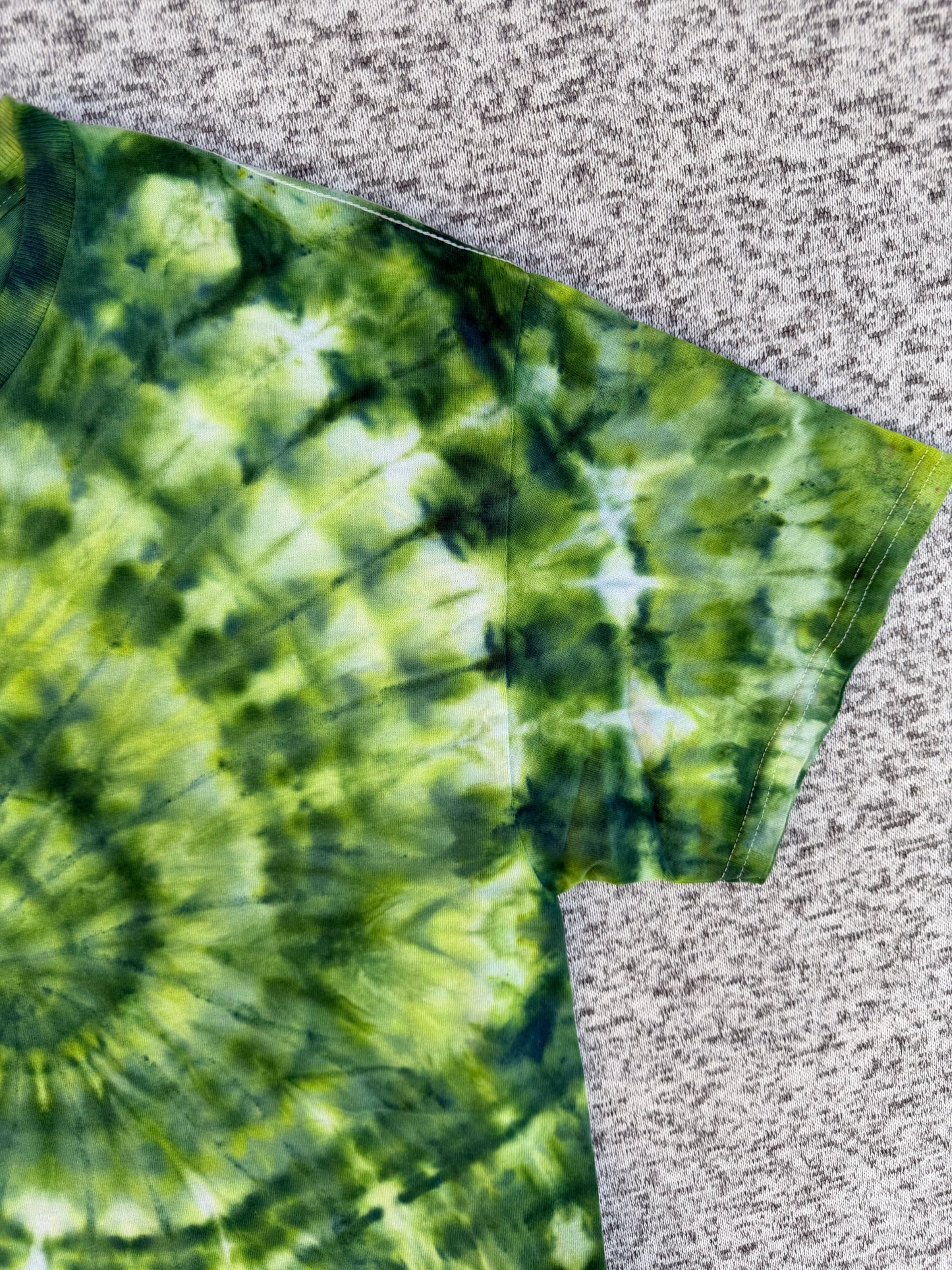 MHD Dark Green Lime Green Spiral Ice Dye Tie Dye Short Sleeve Shirt 100% Cotton Size Large
