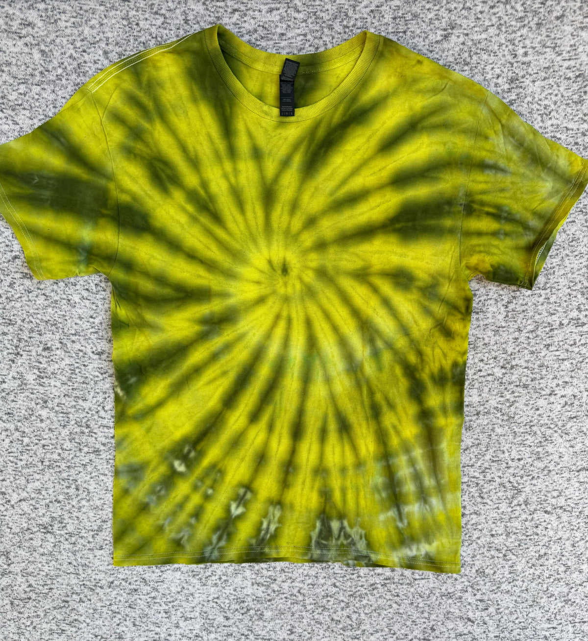 MHD Dark Green Yellow Spiral Ice Dye Tie Dye Short Sleeve Shirt 100% Cotton Size Large