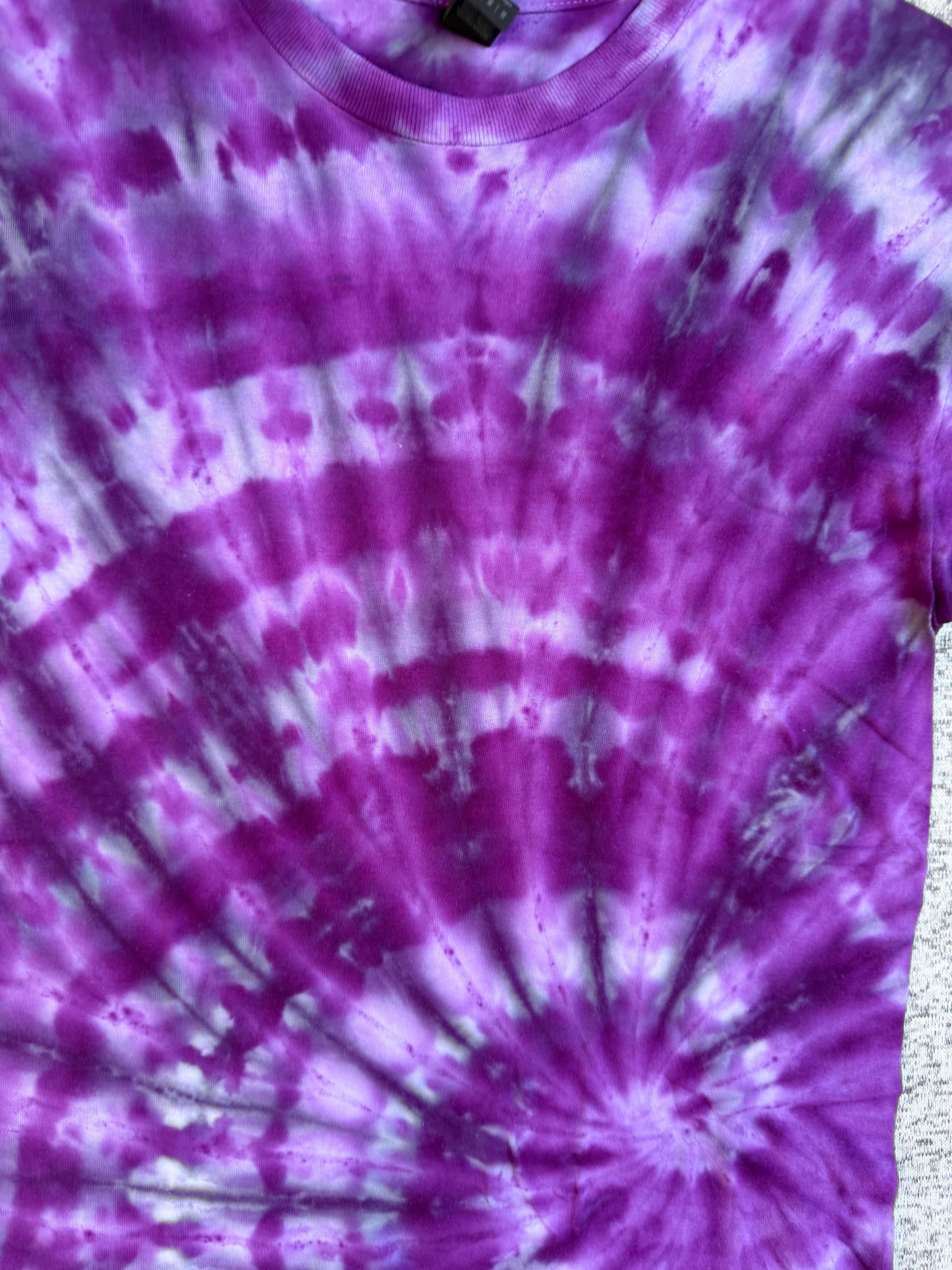 MHD Purple Lavender Gray Spiral Ice Dye Tie Dye Short Sleeve Shirt 100% Cotton Size Medium
