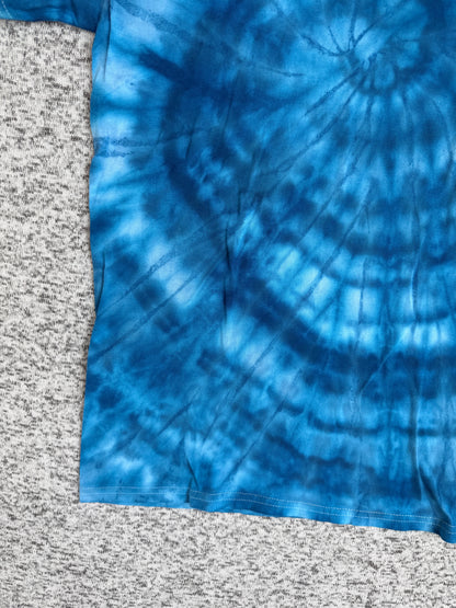 MHD Dark Blue Light Blue Spiral Ice Dye Tie Dye Short Sleeve Shirt 100% Cotton Size Medium