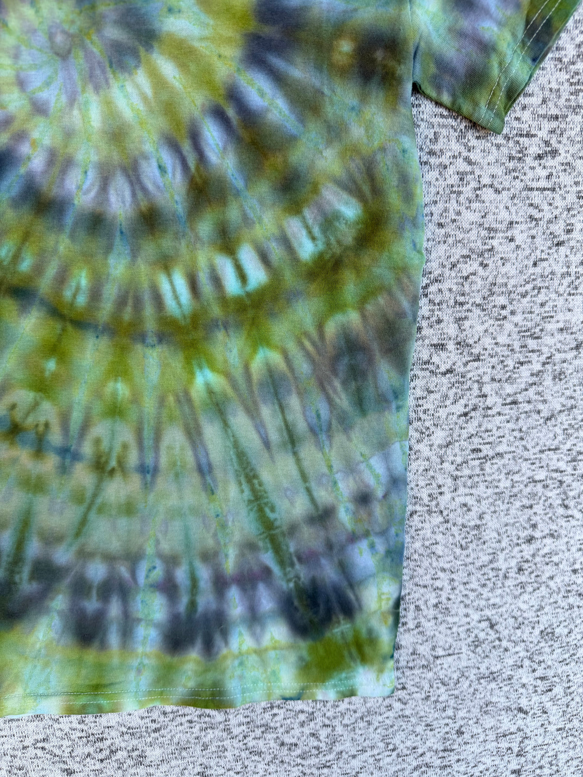 MHD Olive Green Grey Black Spiral Ice Dye Tie Dye Short Sleeve Shirt 100% Cotton Size Small