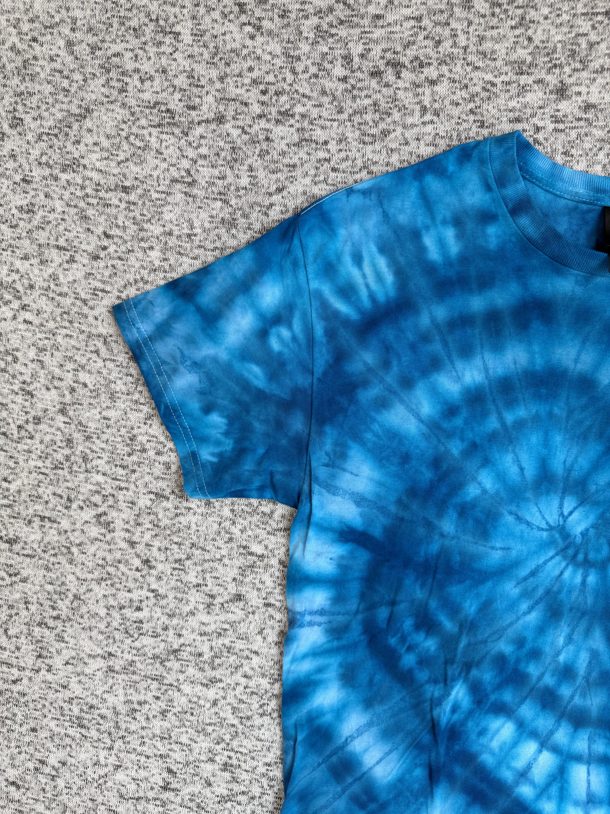 MHD Dark Blue Light Blue Spiral Ice Dye Tie Dye Short Sleeve Shirt 100% Cotton Size Medium