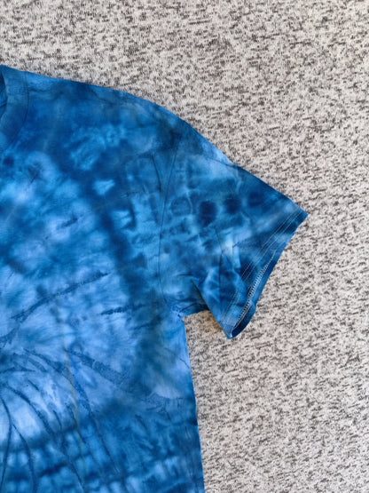 MHD Dark Blue Light Blue Spiral Ice Dye Tie Dye Short Sleeve Shirt 100% Cotton Size Medium