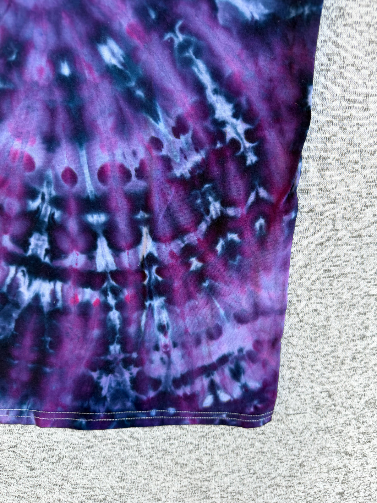MHD Dark Purple Navy Blue Spiral Ice Dye Tie Dye Short Sleeve Shirt 100% Cotton Size Medium