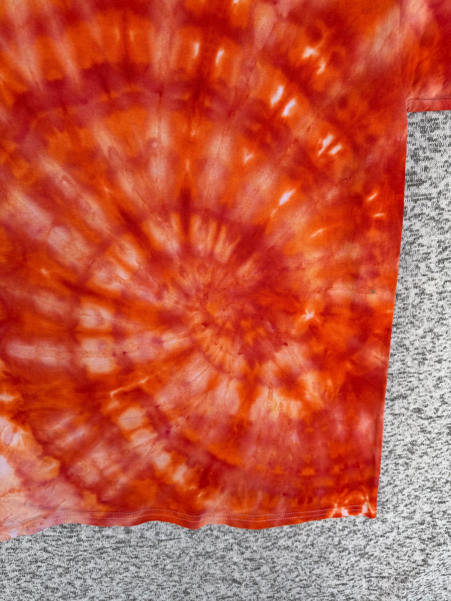MHD Dark Orange Bright Orange Red Spiral Ice Dye Tie Dye Short Sleeve Shirt 100% Cotton Size XL