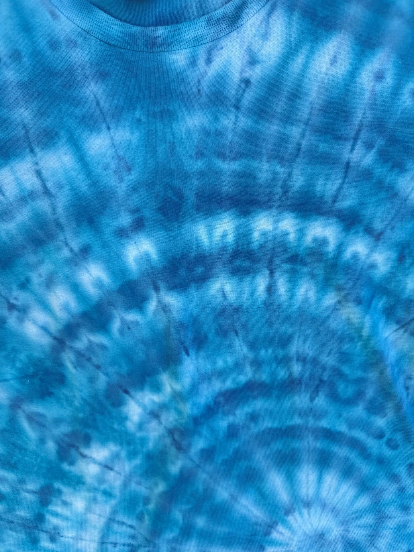 MHD Bright Blue Light Blue White Spiral Ice Dye Tie Dye Short Sleeve Shirt 100% Cotton Size XL