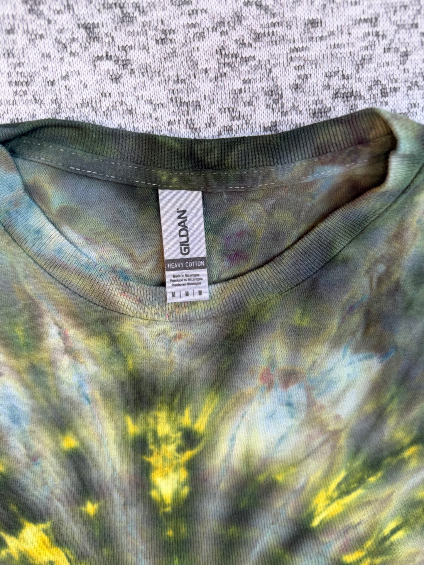 MHD Dark Green Yellow Spiral Ice Dye Tie Dye Short Sleeve Shirt 100% Cotton Size Medium